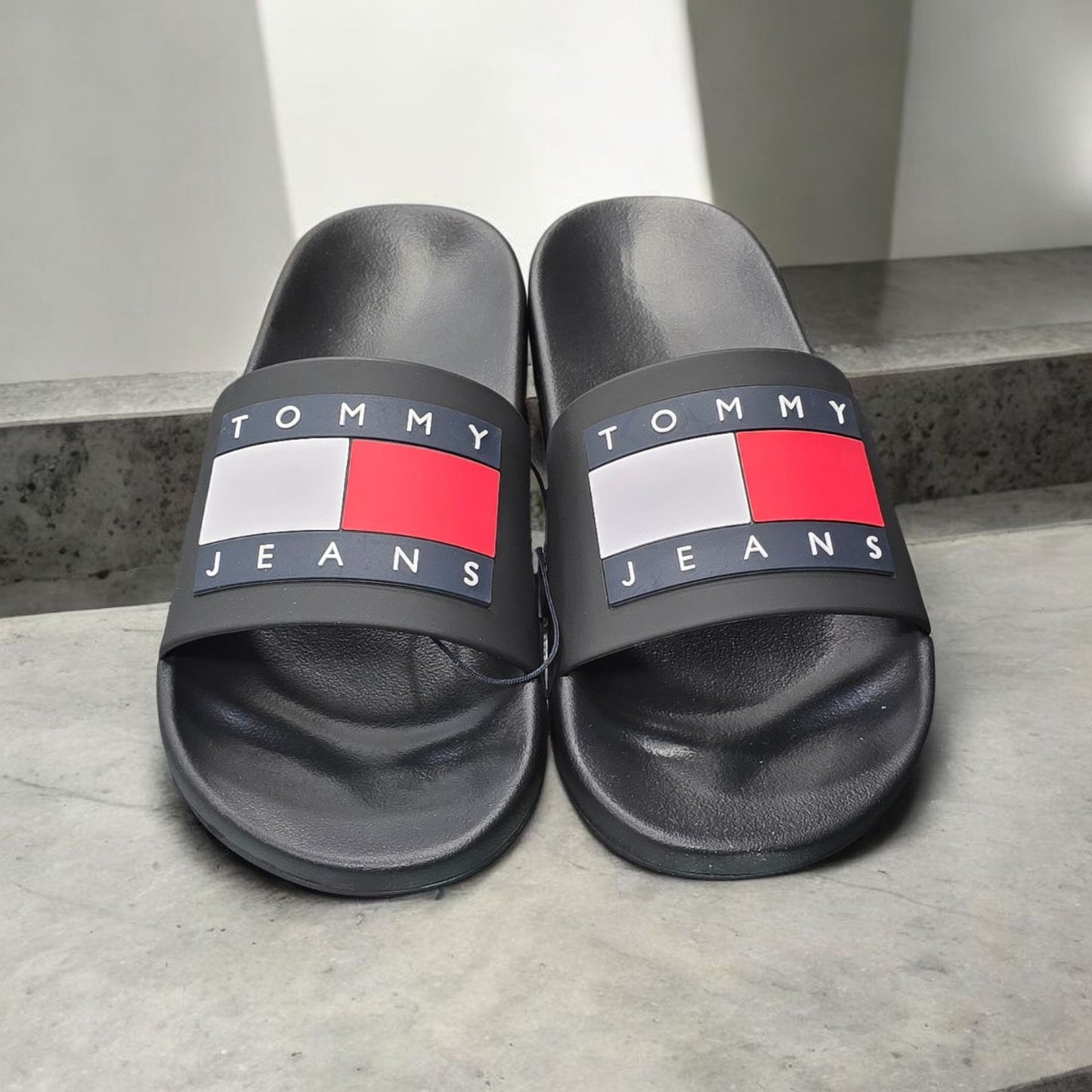 CHINELO TOMMY HILFIGER