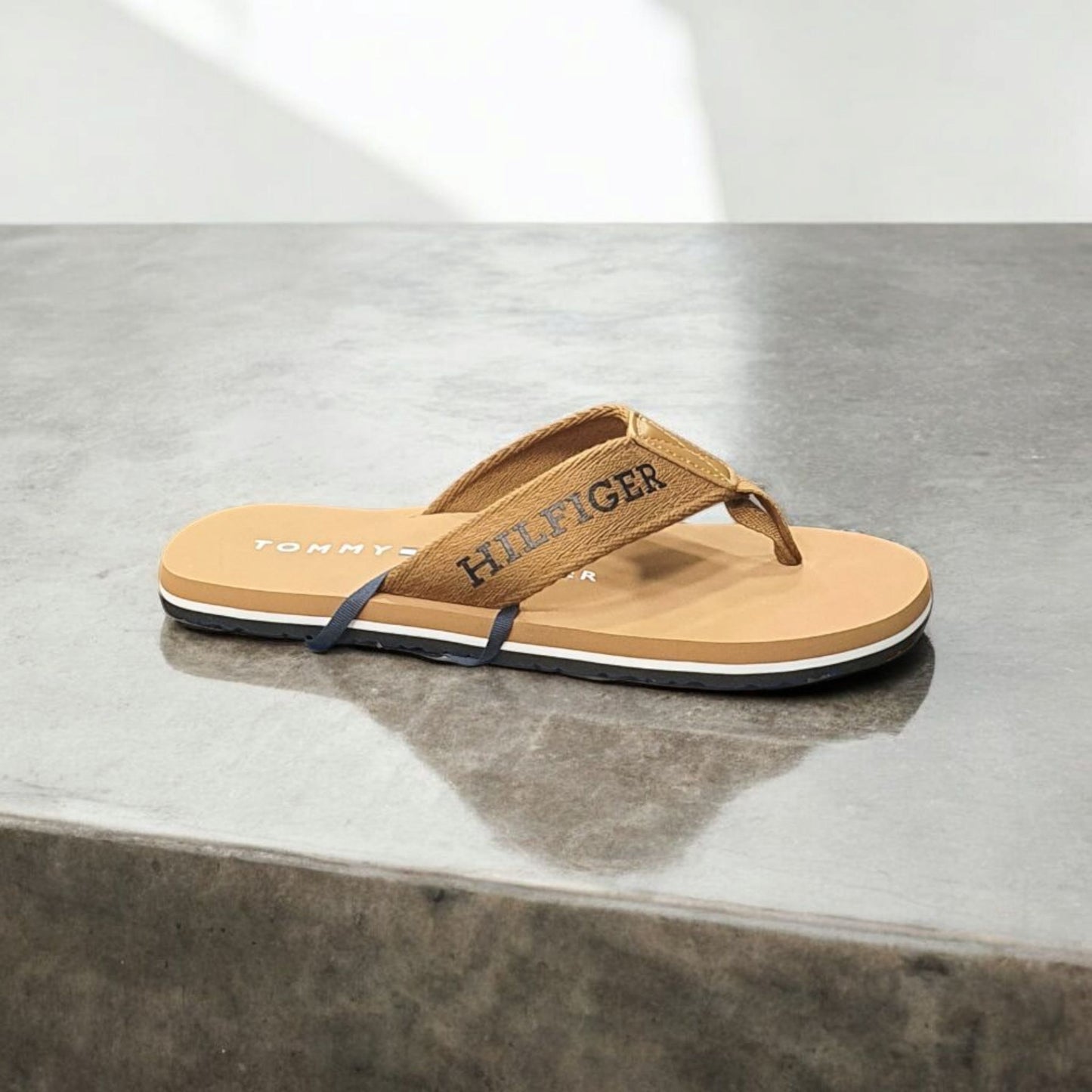 CHINELO TOMMY HILFIGER