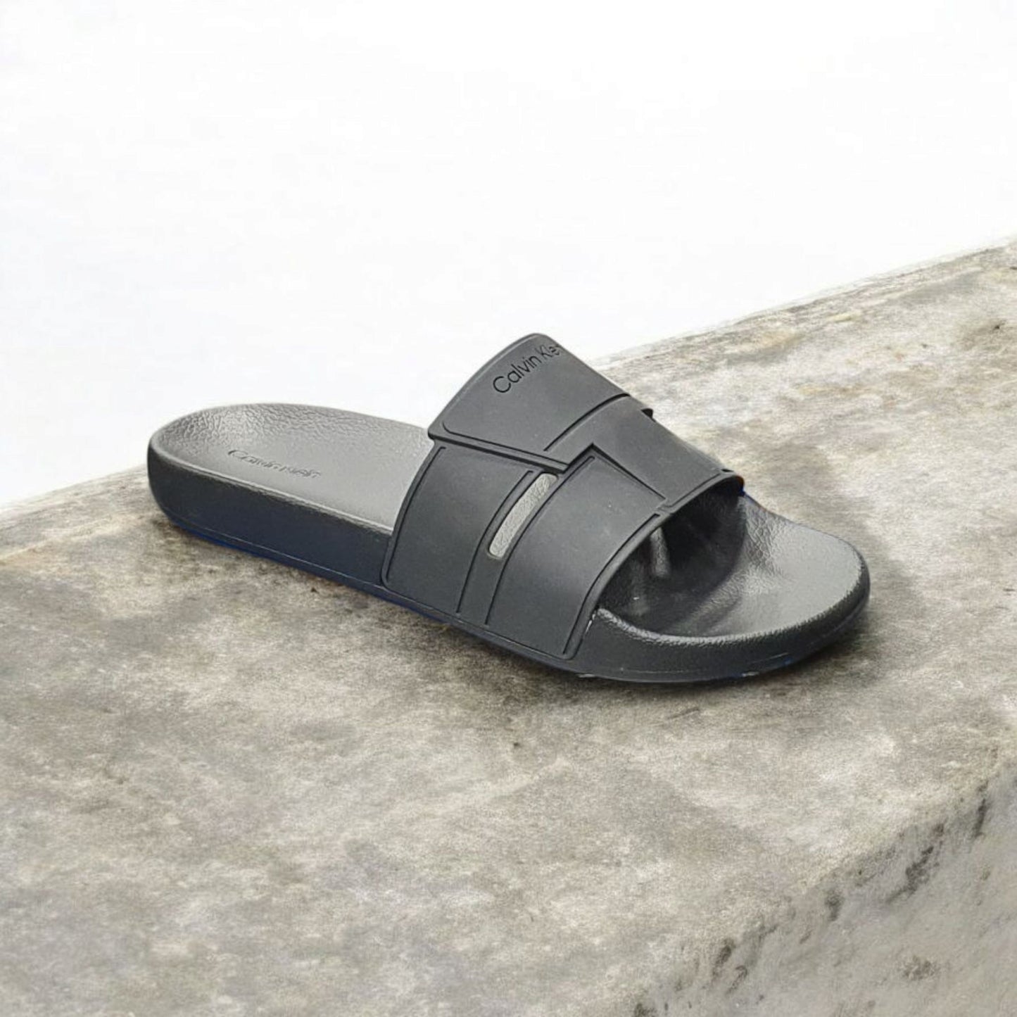 CHINELO CALVIN KLEIN