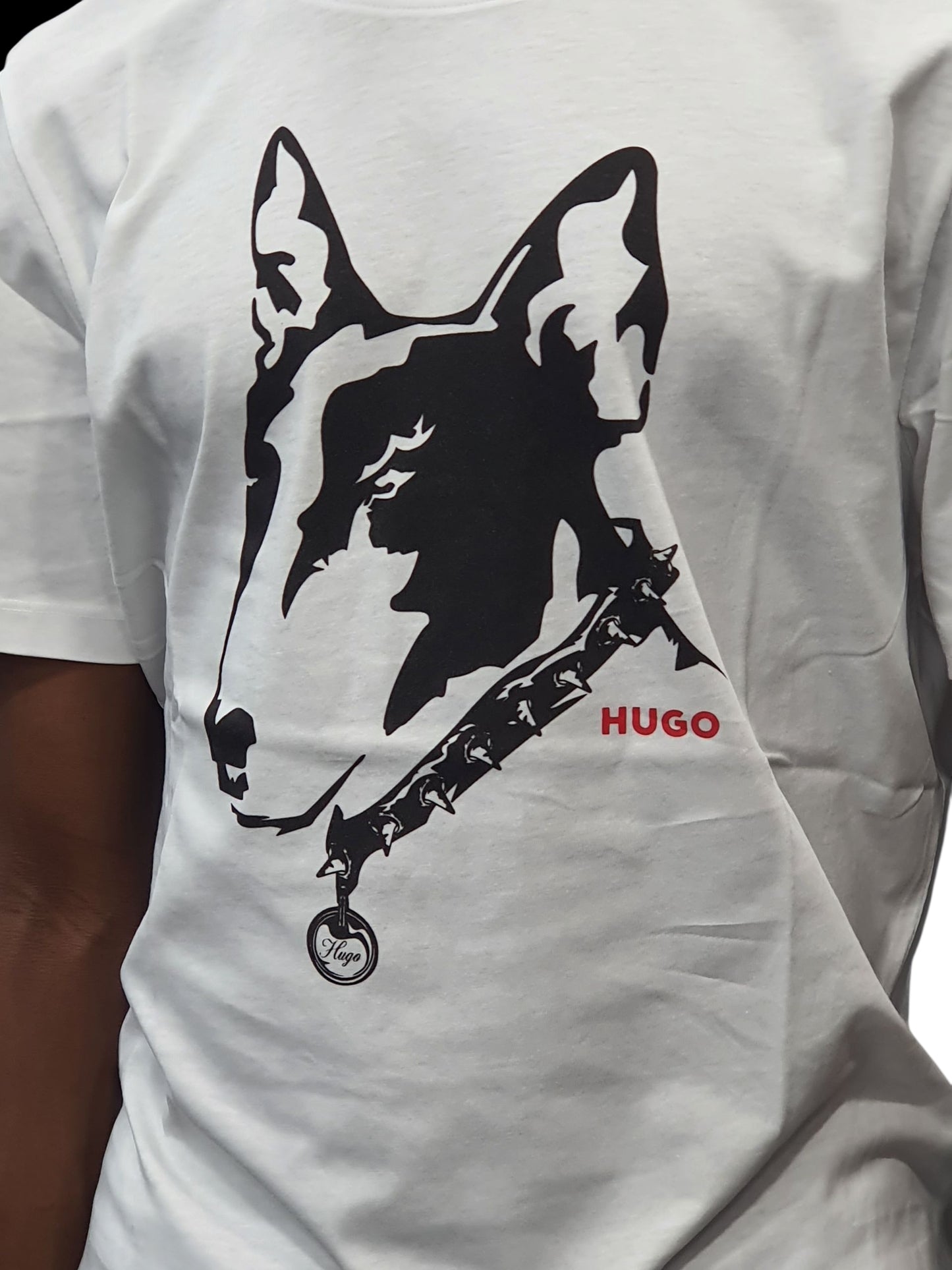 T-SHIRT HUGO