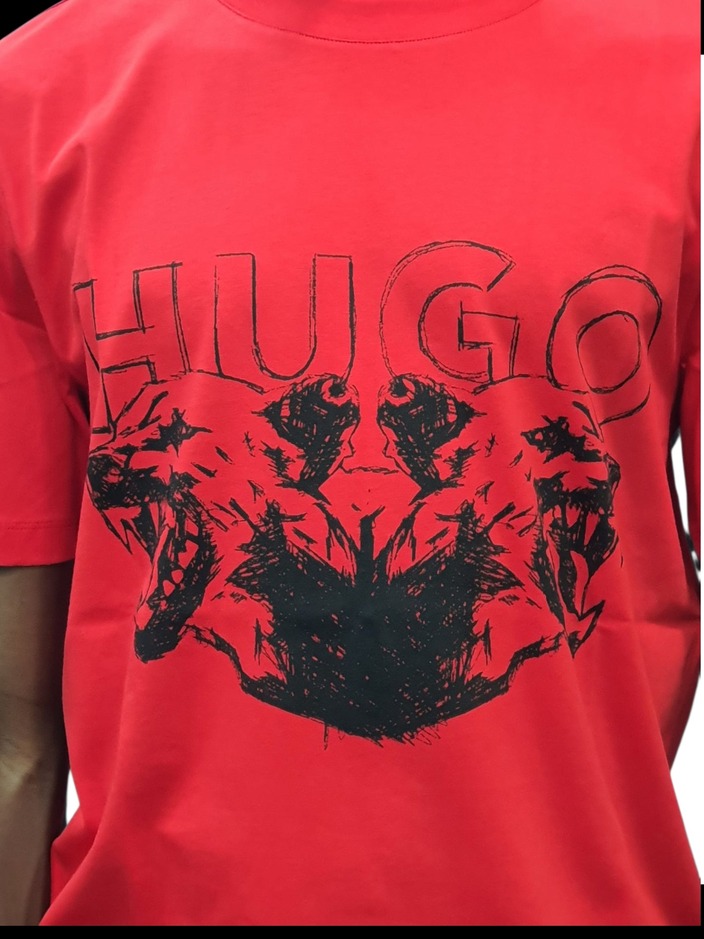 T-SHIRT HUGO