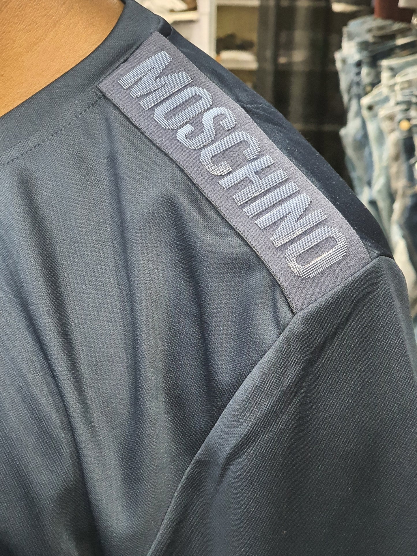 T-SHIRT MOSCHINO