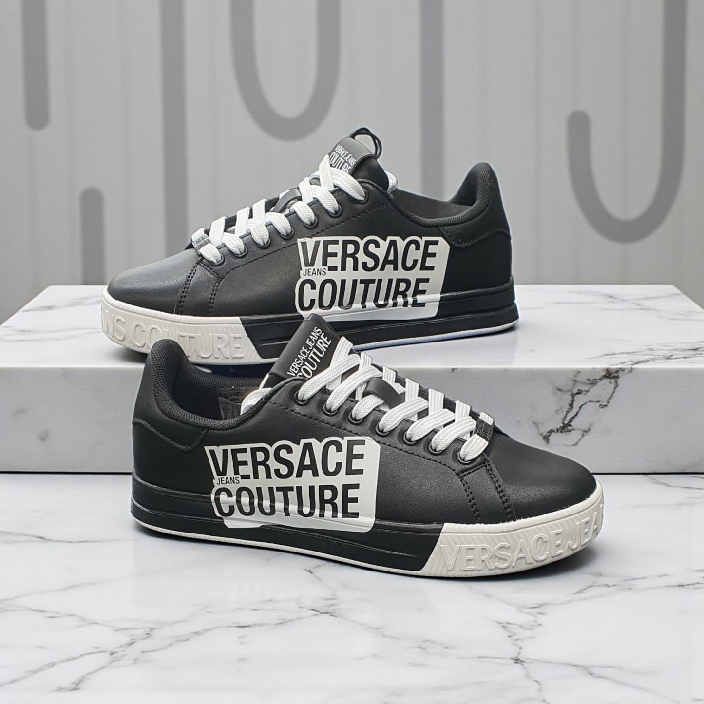 TÉNIS VERSACE