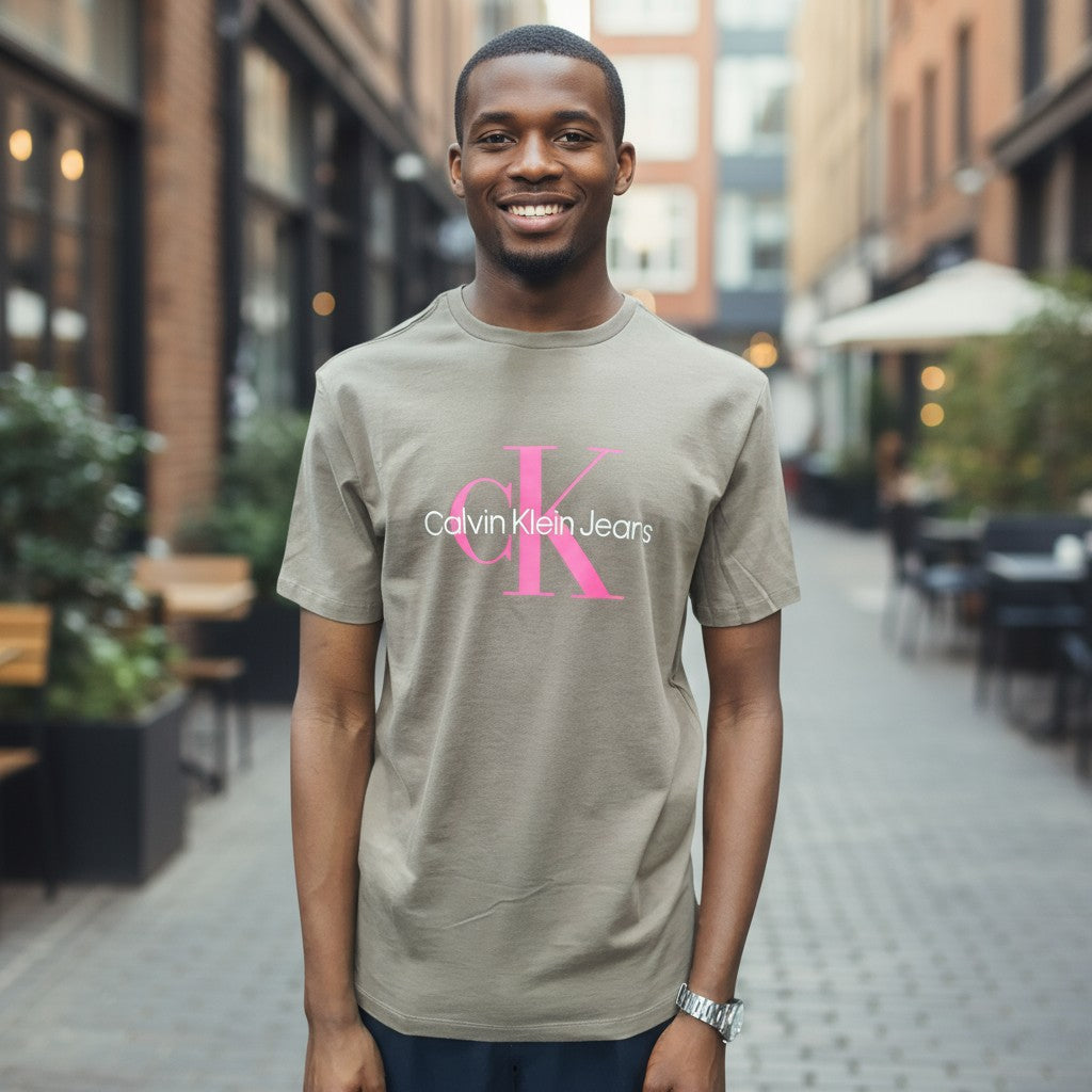 T-SHIRT CALVIN KLEIN