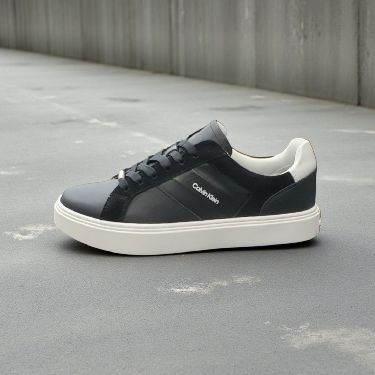 TÉNIS CALVIN KLEIN